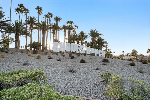 319 Fox Lake Avenue, Las Vegas, NV 89148