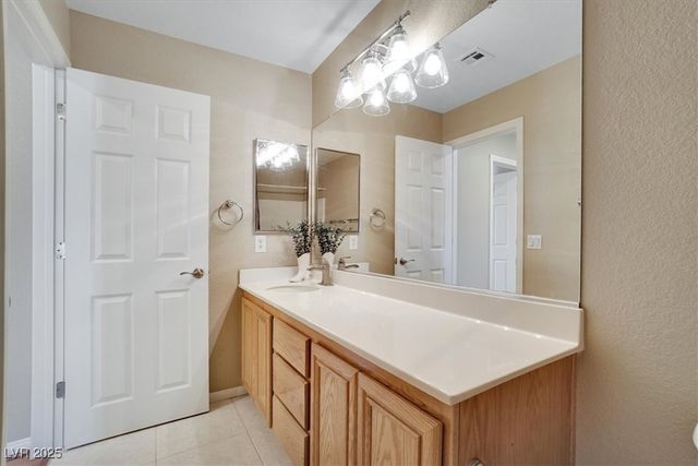 319 Fox Lake Avenue, Las Vegas, NV 89148