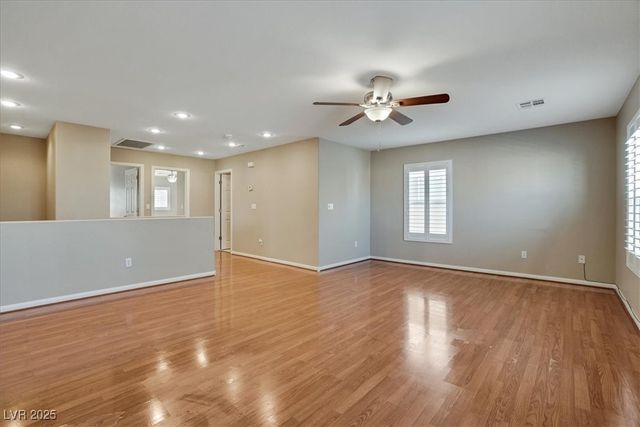 319 Fox Lake Avenue, Las Vegas, NV 89148