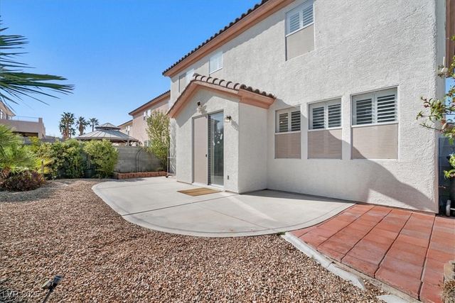 319 Fox Lake Avenue, Las Vegas, NV 89148