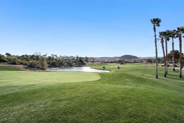 319 Fox Lake Avenue, Las Vegas, NV 89148