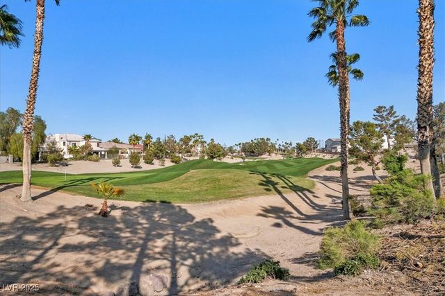 319 Fox Lake Avenue, Las Vegas, NV 89148