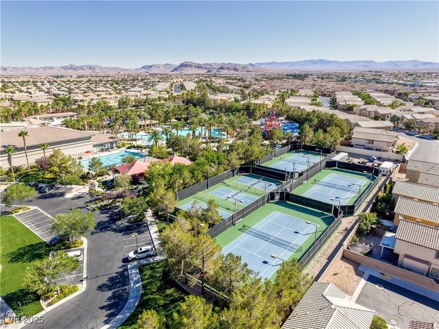 319 Fox Lake Avenue, Las Vegas, NV 89148