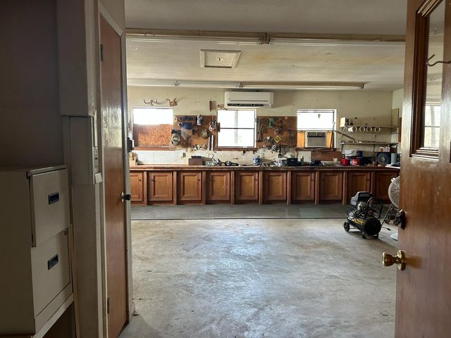 46 Point Loop, Huntsville, TX 77320