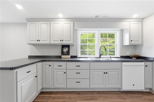 165 Braswell Mountain Road, Dallas, GA 30132