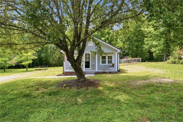 165 Braswell Mountain Road, Dallas, GA 30132