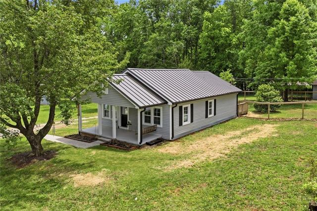 165 Braswell Mountain Road, Dallas, GA 30132