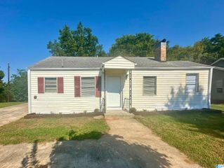1600 HOLBROOK AVENUE, Bessemer, AL 35020