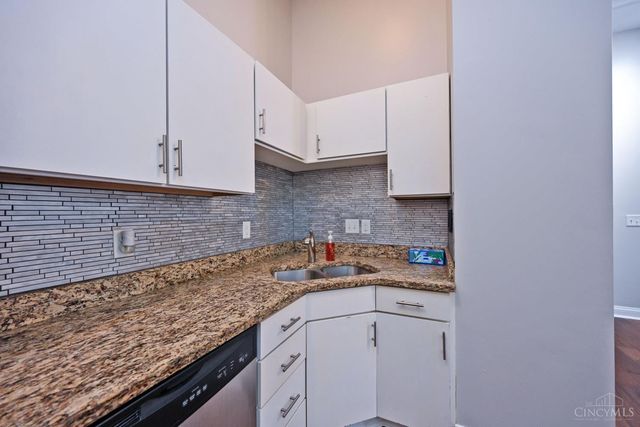 1326 Vine Street, Cincinnati, OH 45202