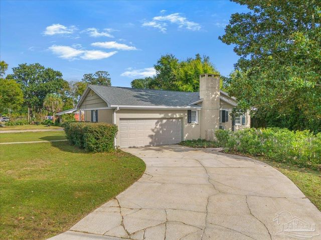 1813 Copley Dr, Pensacola, FL 32503