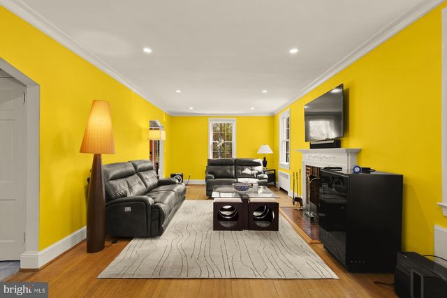 7932 ORCHID ST NW, Washington, DC 20012