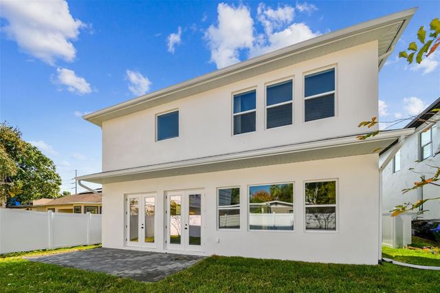 3111 W NASSAU STREET, Tampa, FL 33607