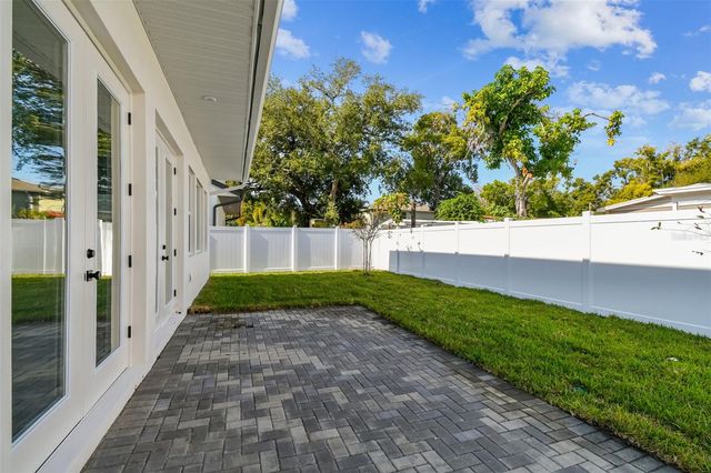 3111 W NASSAU STREET, Tampa, FL 33607