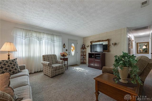 837 Colorado Drive, Xenia, OH 45385