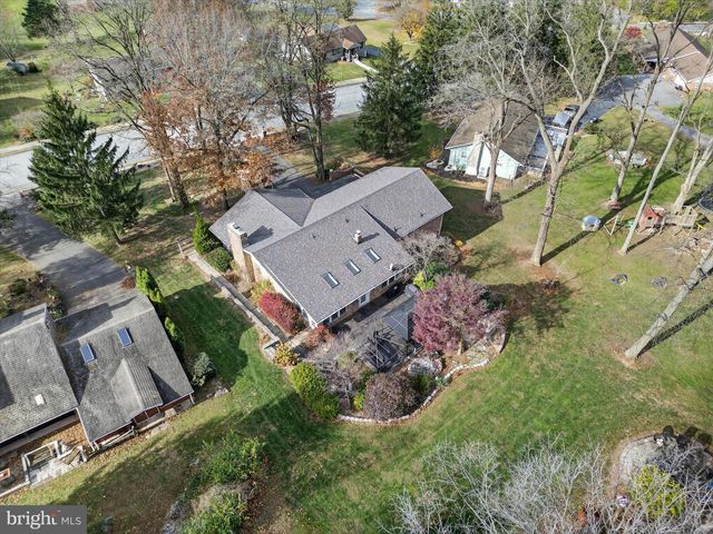 35 BONVIEW DR, Denver, PA 17517