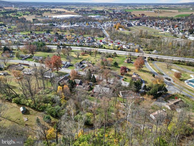 35 BONVIEW DR, Denver, PA 17517