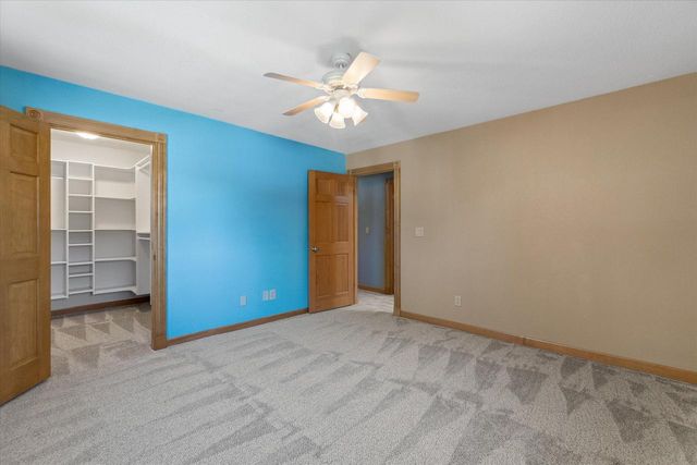 2540 S 95th STREET, West Allis, WI 53227