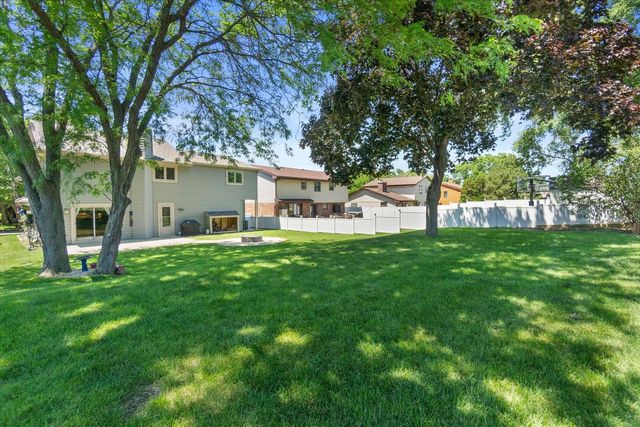 2540 S 95th STREET, West Allis, WI 53227