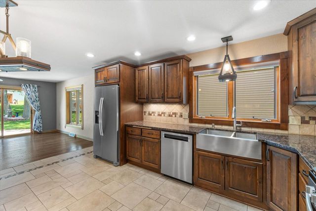 2540 S 95th STREET, West Allis, WI 53227
