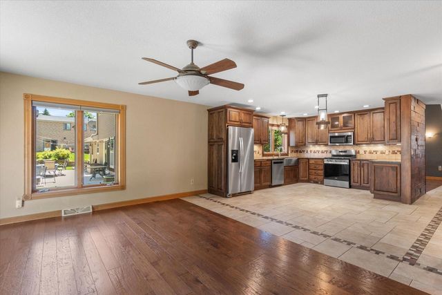 2540 S 95th STREET, West Allis, WI 53227