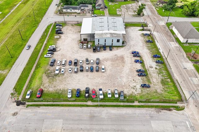 3201 Maury, Houston, TX 77009
