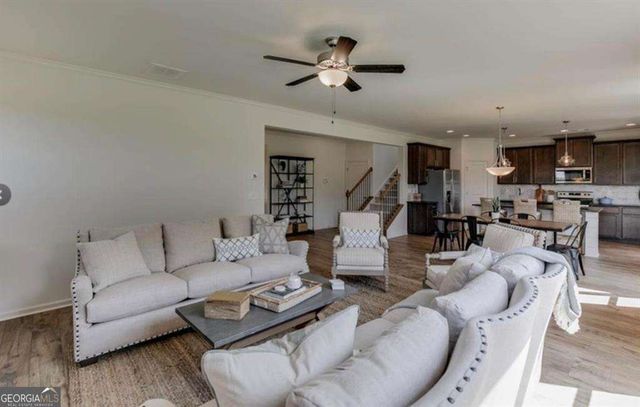 5453 Trillium Way, Flowery Branch, GA 30542