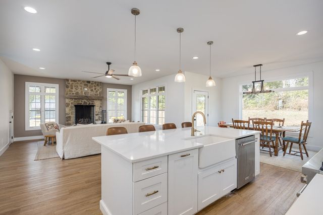 1813 Lasea Rd, Spring Hill, TN 37174