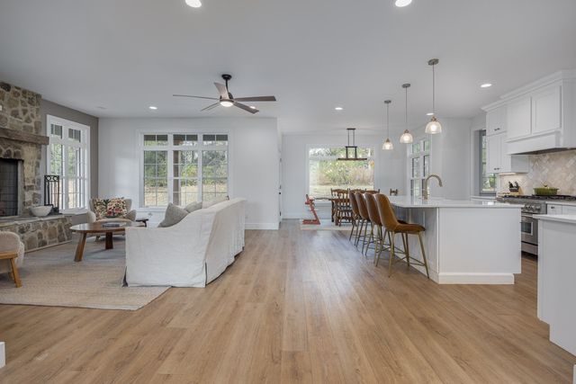 1813 Lasea Rd, Spring Hill, TN 37174