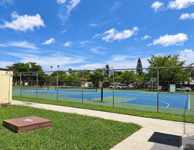 401 NW 43rd Street, Deerfield Beach, FL 33064