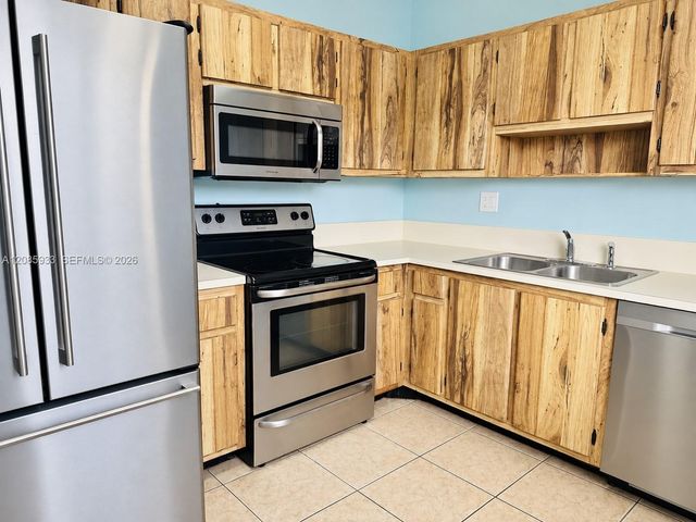 401 NW 43rd Street, Deerfield Beach, FL 33064