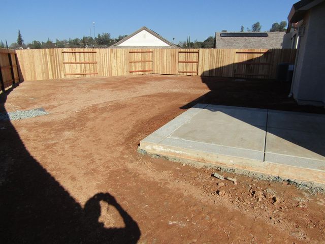 715 Thimbleberry Dr, Ione, CA 95640