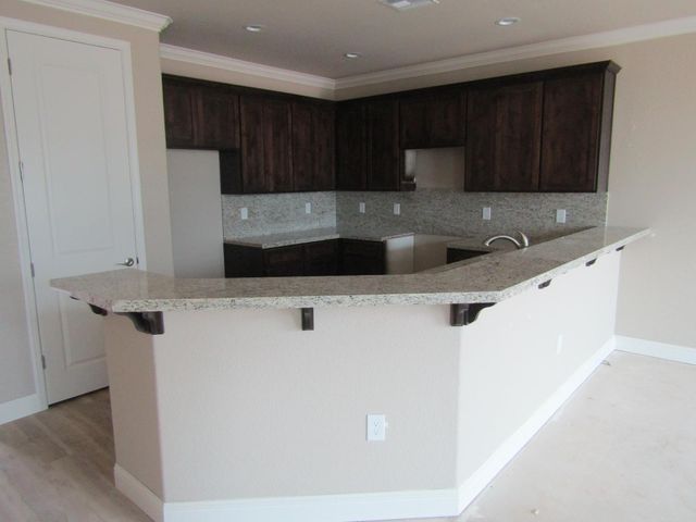 715 Thimbleberry Dr, Ione, CA 95640