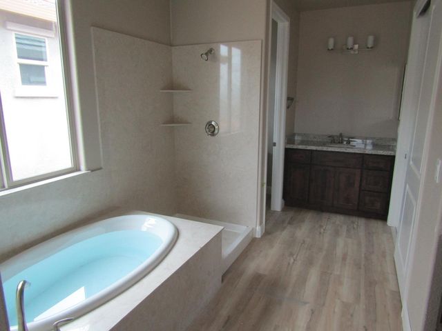 715 Thimbleberry Dr, Ione, CA 95640