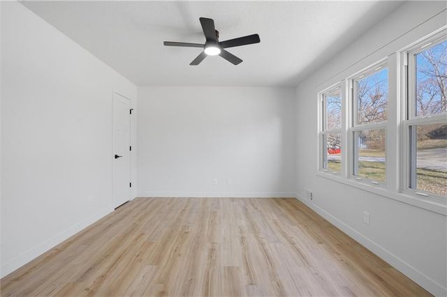 332 Woods Avenue, Excelsior Springs, MO 64024