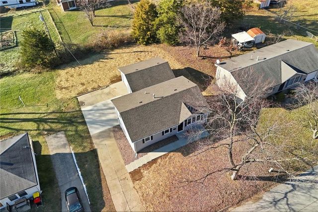 332 Woods Avenue, Excelsior Springs, MO 64024