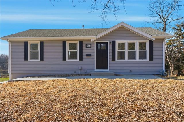 332 Woods Avenue, Excelsior Springs, MO 64024