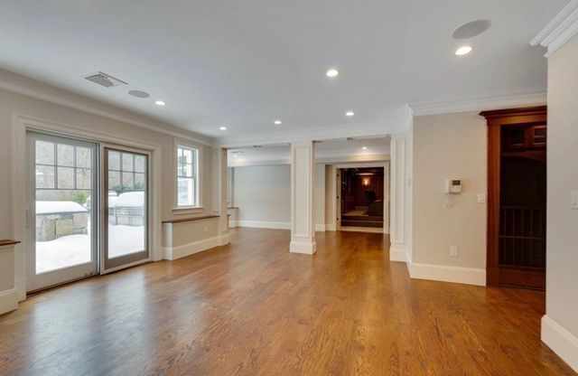 99 Old Colony Road, Wellesley, MA 02481