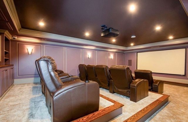 99 Old Colony Road, Wellesley, MA 02481