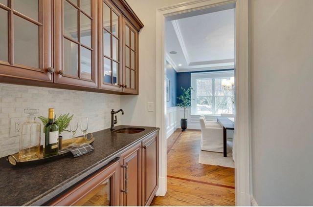 99 Old Colony Road, Wellesley, MA 02481