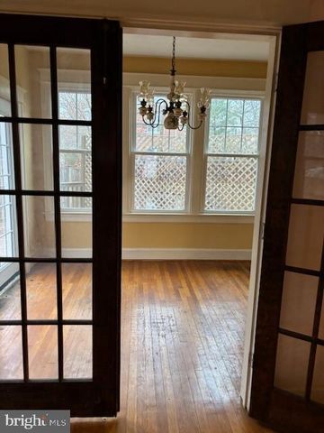 1817 VARNUM ST NW, Washington, DC 20011