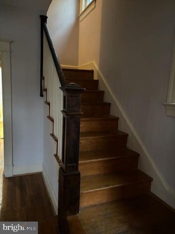 1817 VARNUM ST NW, Washington, DC 20011