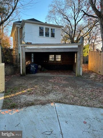 1817 VARNUM ST NW, Washington, DC 20011