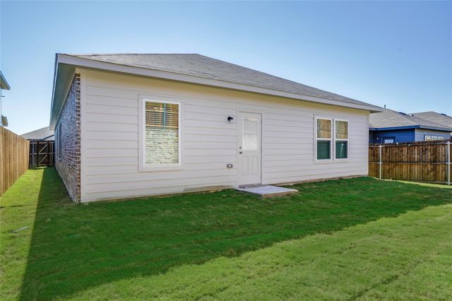 2114 Callahan Drive, Forney, TX 75126