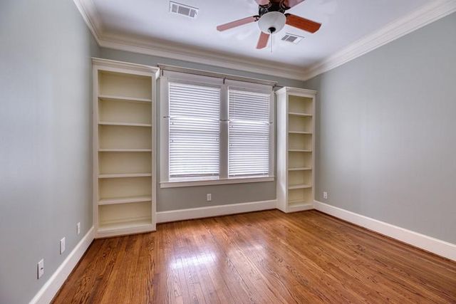 426 W 25th Street, Houston, TX 77008