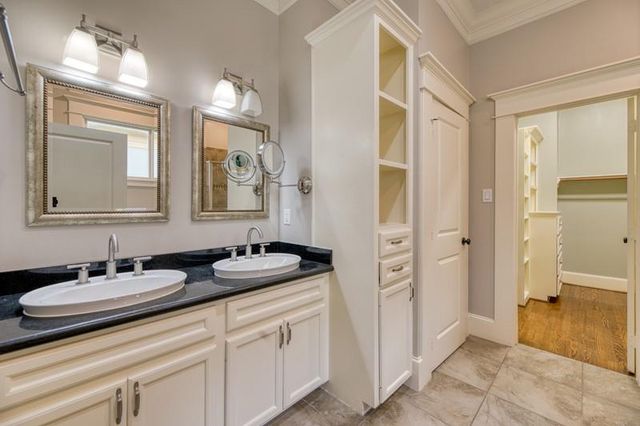 426 W 25th Street, Houston, TX 77008