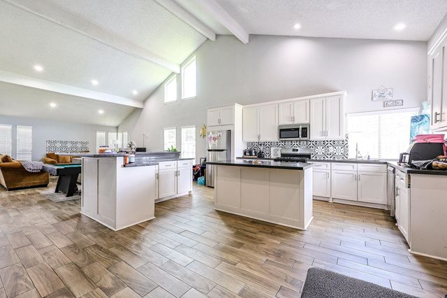 8619 Pottinger Drive, Houston, TX 77083