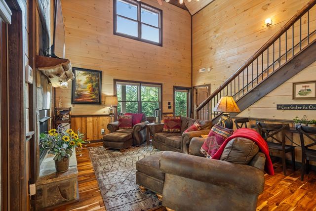 455 Shepherds Walk, Morganton, GA 30560