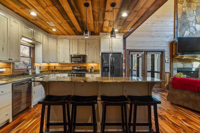 455 Shepherds Walk, Morganton, GA 30560