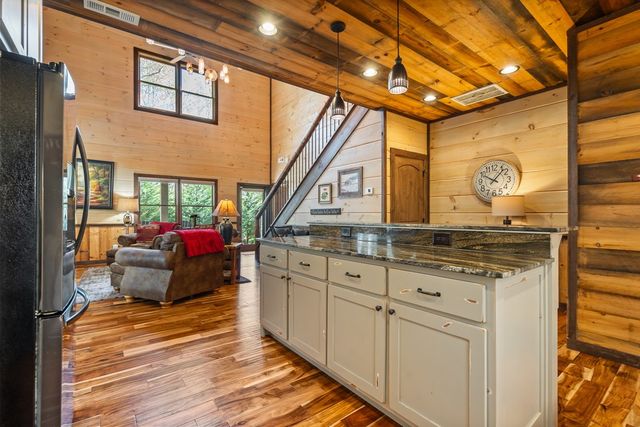 455 Shepherds Walk, Morganton, GA 30560