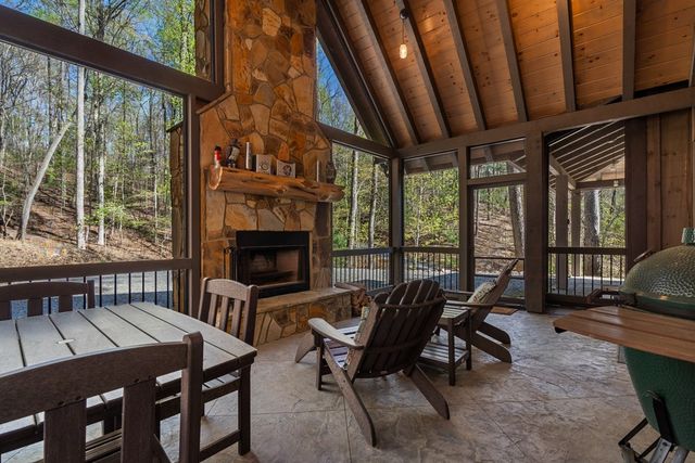 455 Shepherds Walk, Morganton, GA 30560